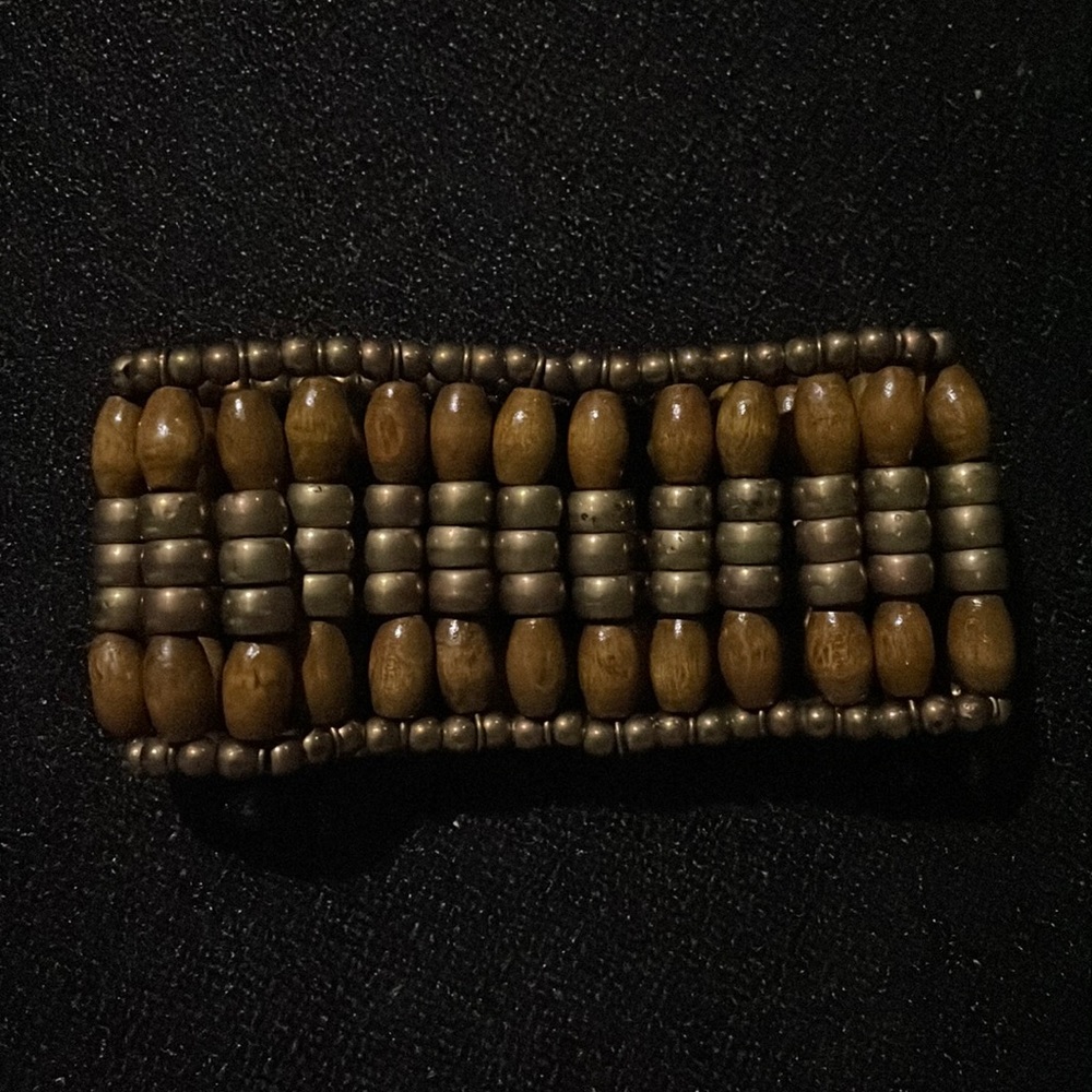 NWOT Stretchy bracelet